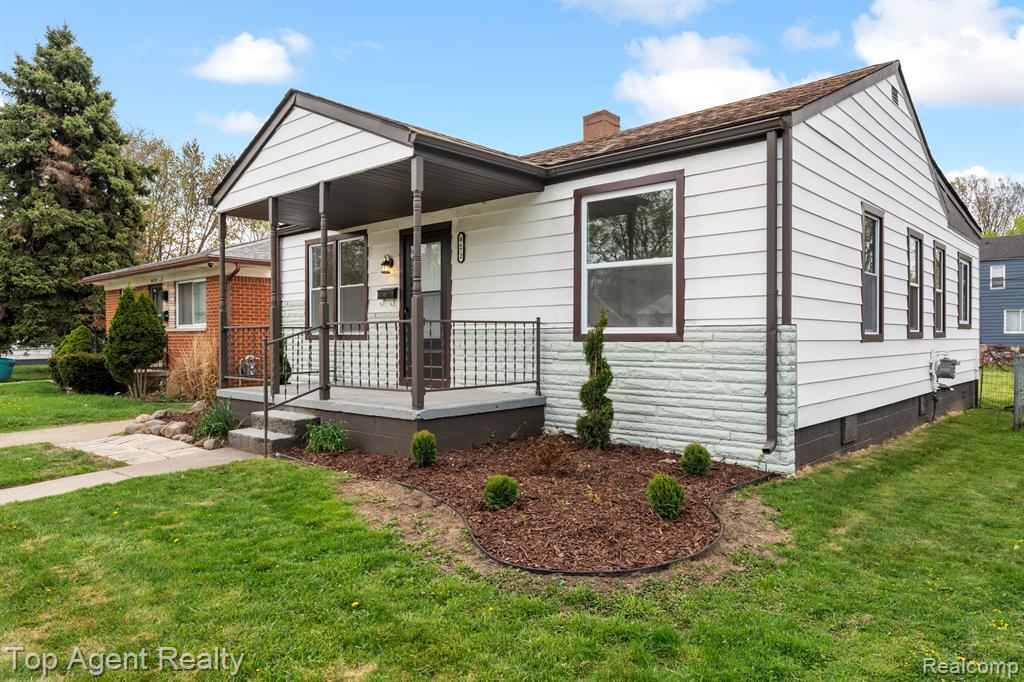 8672 HUDSON Avenue, Warren, MI 48089 — Photo 3