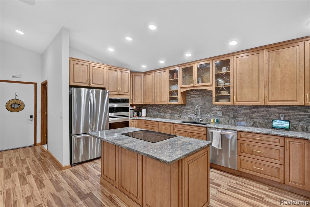 8655 Joey Drive, Pinckney, MI 48169 — Photo 17