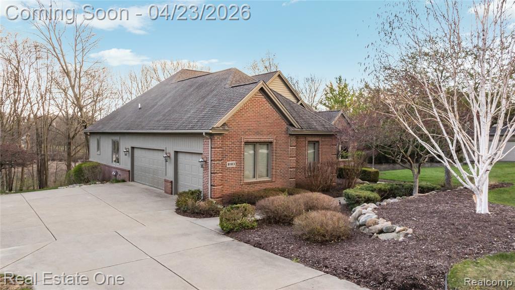 8183 Caribou Lake Lane, Clarkston, MI — Photo 2