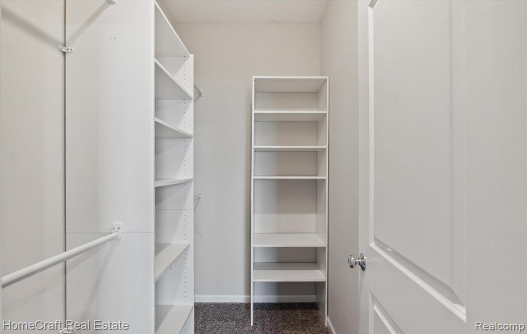 8155 STAMFORD Drive, Ypsilanti, MI 48198 — Photo 19