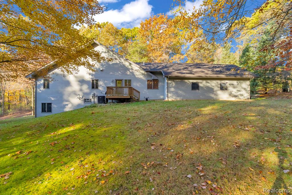 425 Rosell Road, Holly, MI 48442 — Photo 41