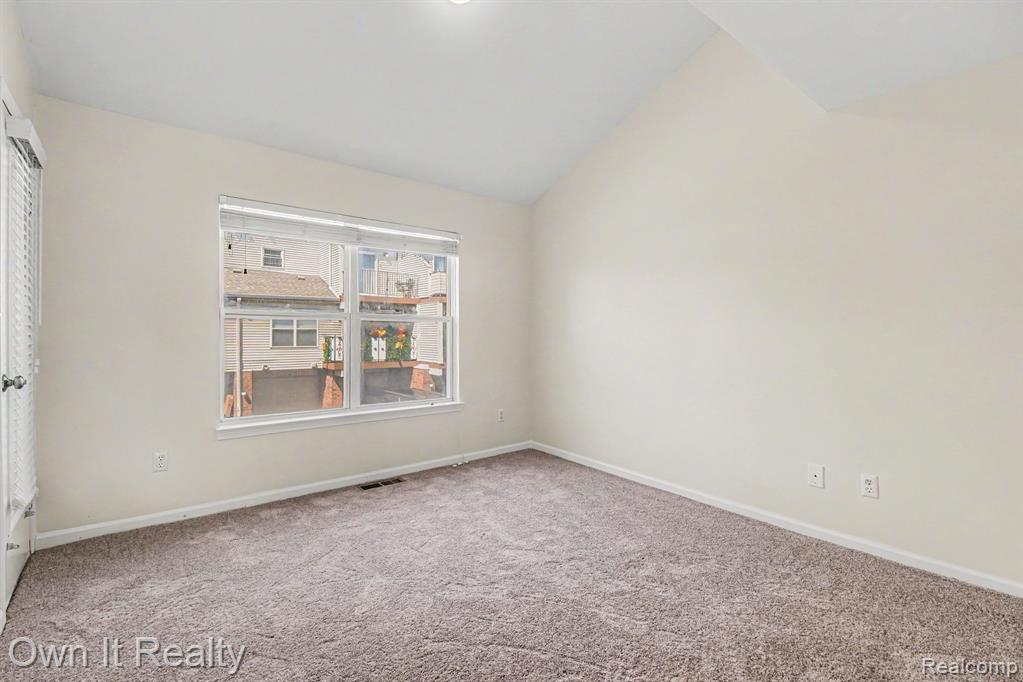 1725 Campau Farms Circle, Detroit, MI 48207 — Photo 12