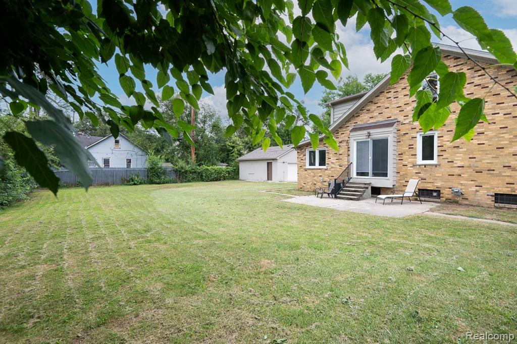 21059 Westview Avenue, Ferndale, MI 48220 — Photo 15