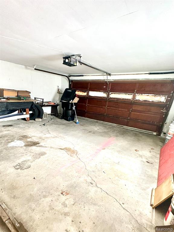 590 W HILDALE Avenue, Highland Park, MI 48203 — Photo 14