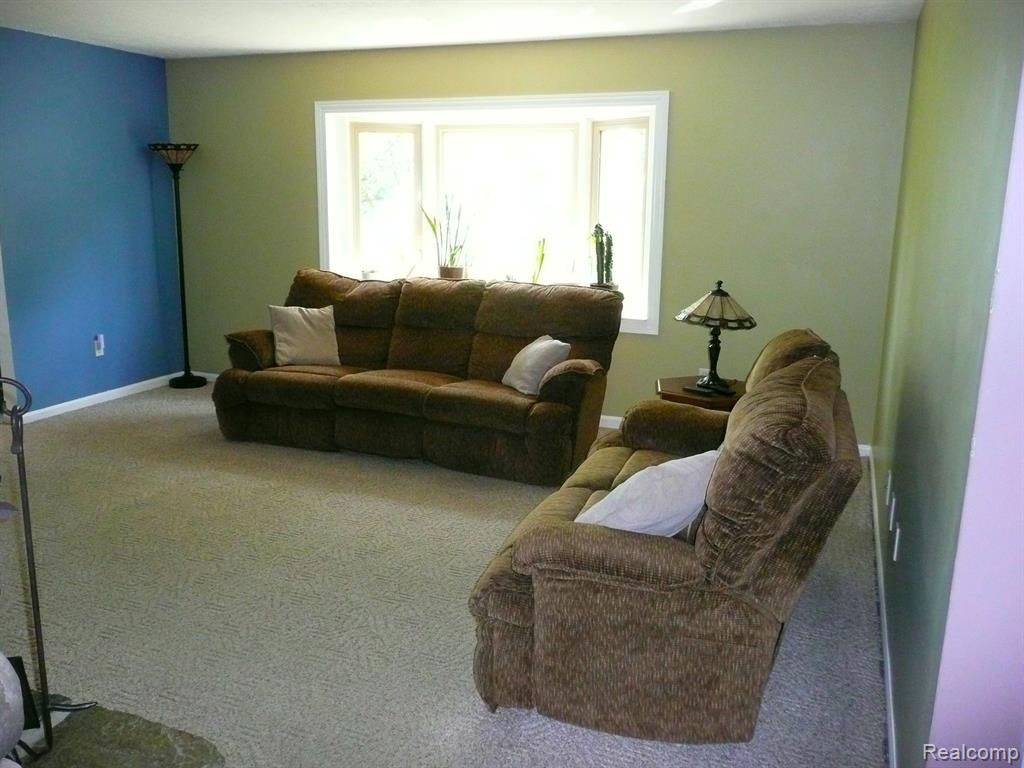831 DEL SHER Drive, Brighton, MI 48114 — Photo 24