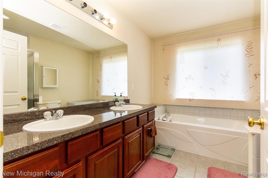 4898 WINDANCER Drive, Ypsilanti, MI 48197 — Photo 24