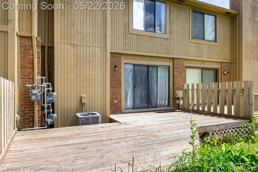 574 Tennyson, Rochester Hills, MI 48307 — Photo 33