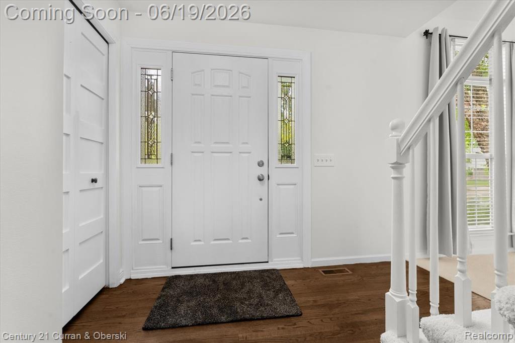 4630 Commerce Woods Drive, Commerce Twp, MI 48382 — Photo 4