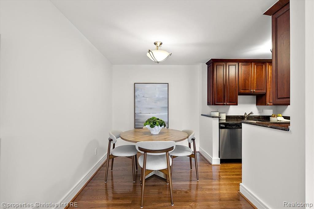 411 S Old Woodward Avenue, 821, Birmingham, MI 48009 — Photo 12