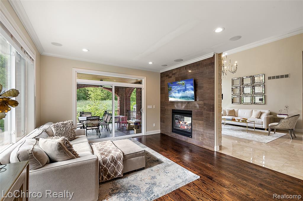 55223 Meadow Ridge Court, Shelby Twp, MI 48316 — Photo 19