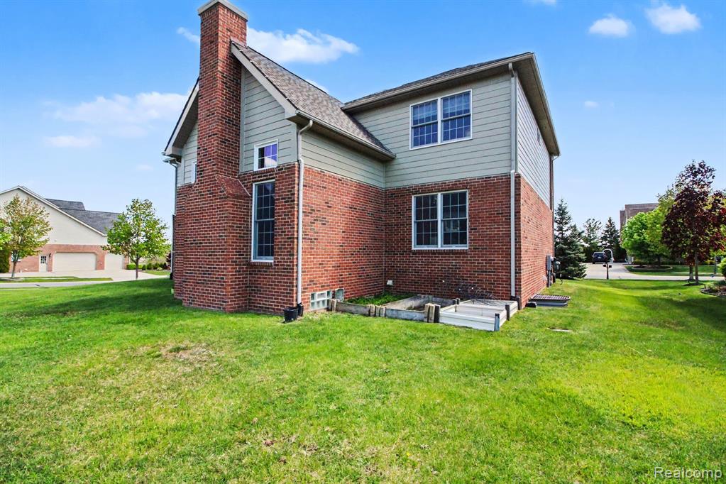 50371 LANGLEY Drive, Novi, MI — Photo 38