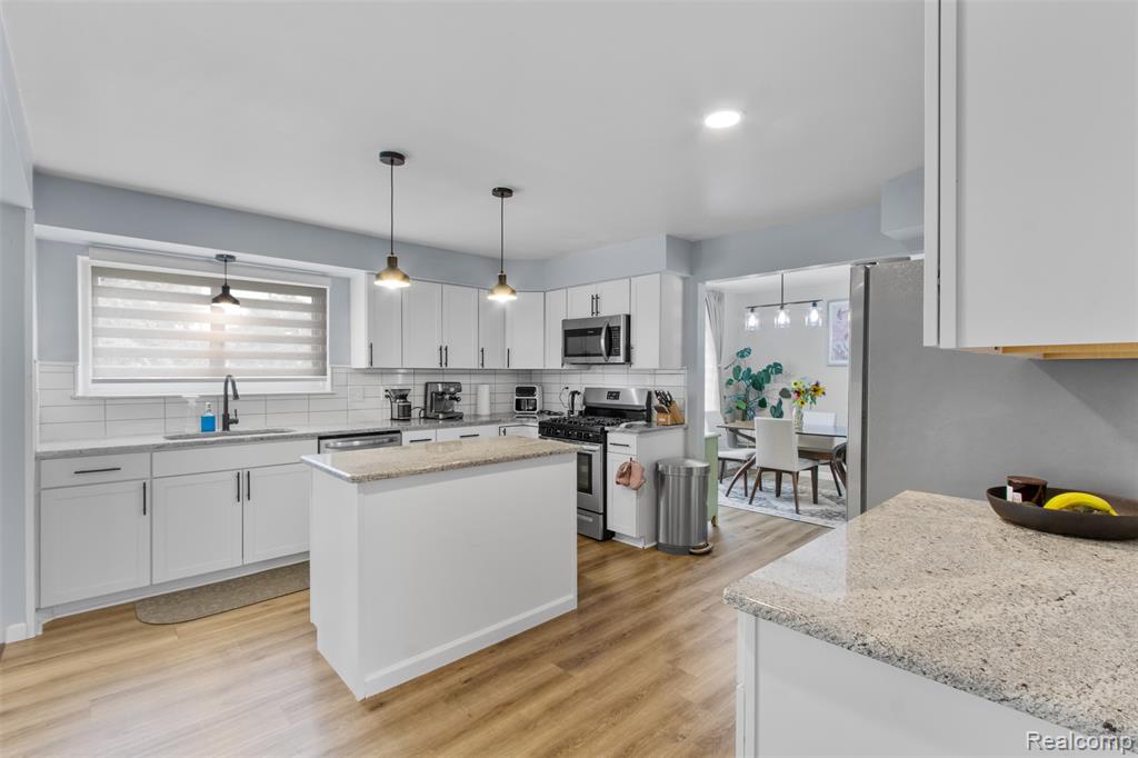 42618 Addison Avenue, Canton, MI 48187 — Photo 9
