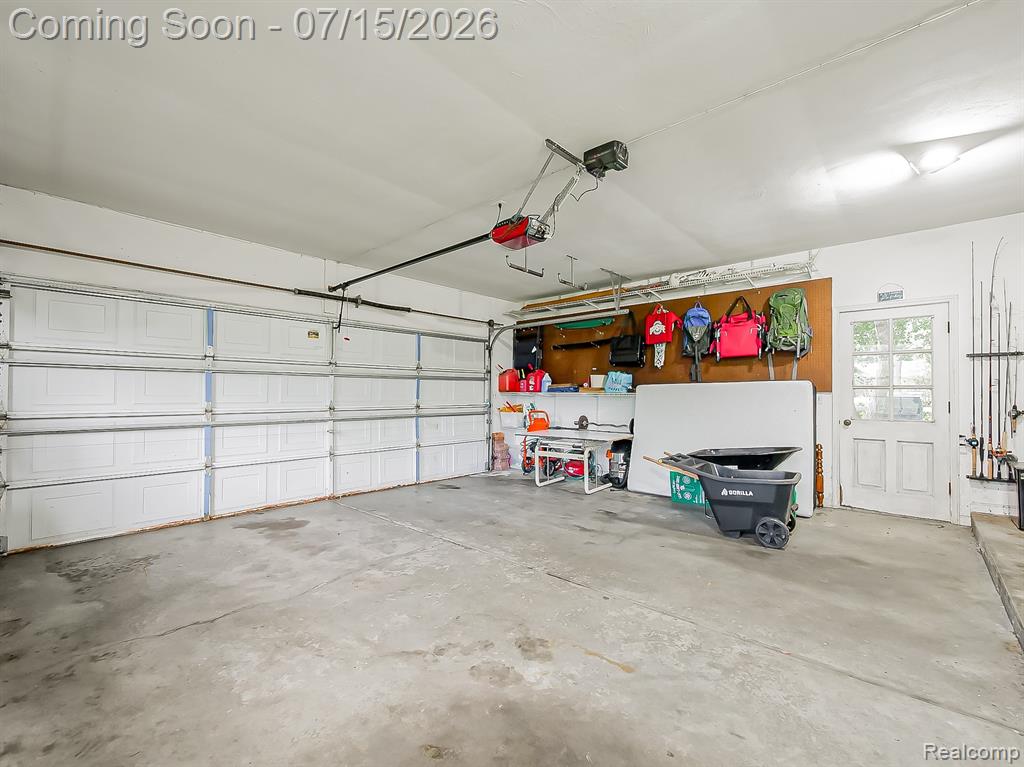 6730 Meadowlake Road, Bloomfield Hills, MI 48301 — Photo 43