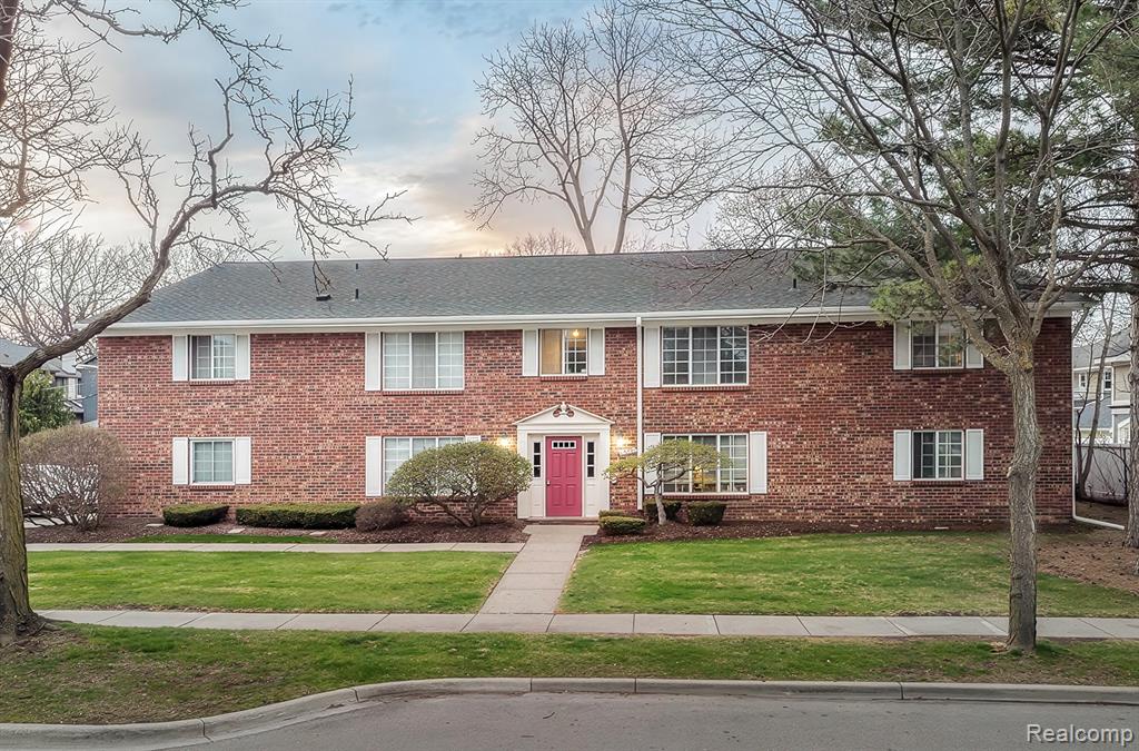 575 E Lincoln Street, Birmingham, MI 48009 — front exterior