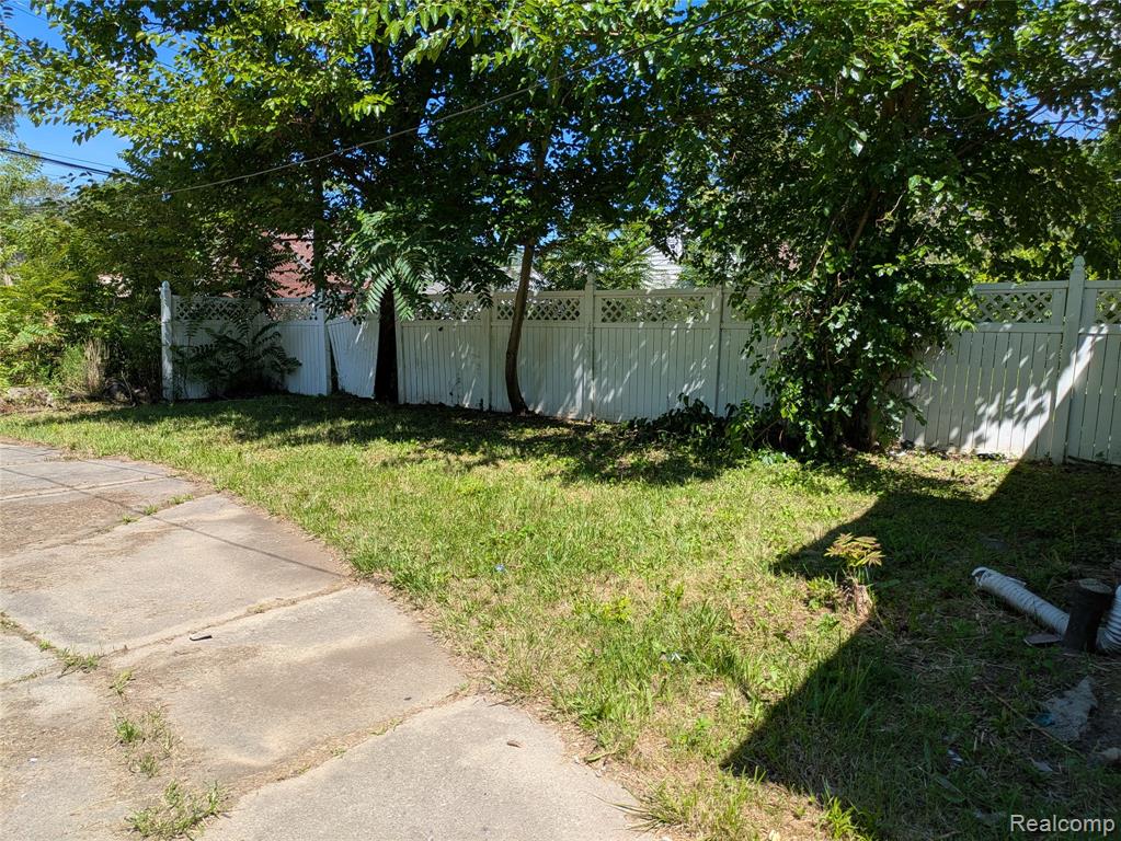 9809 Philip Street, Detroit, MI 48224 — Photo 2