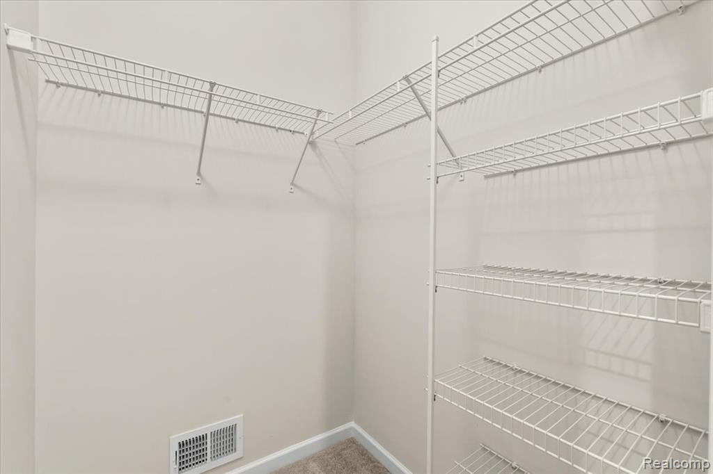 49552 Harrier Place, Novi, MI — Photo 29