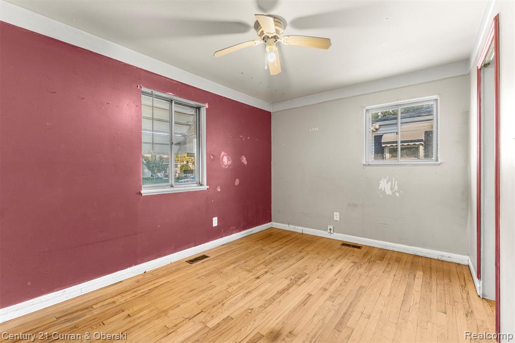 8025 Oak Street, Taylor, MI 48180 — Photo 12