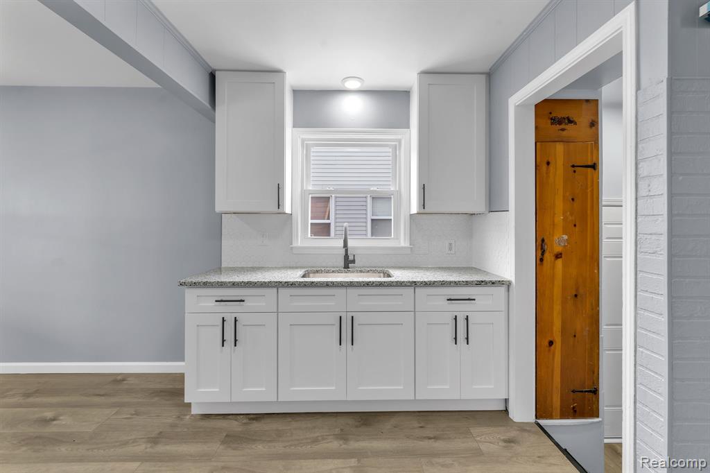 437 Mayflower Avenue, Lincoln Park, MI 48146 — Photo 14