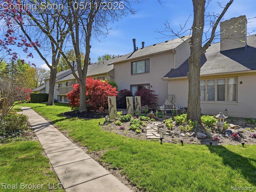 42115 E Edward Drive, Clinton Twp, MI 48038 — Photo 6
