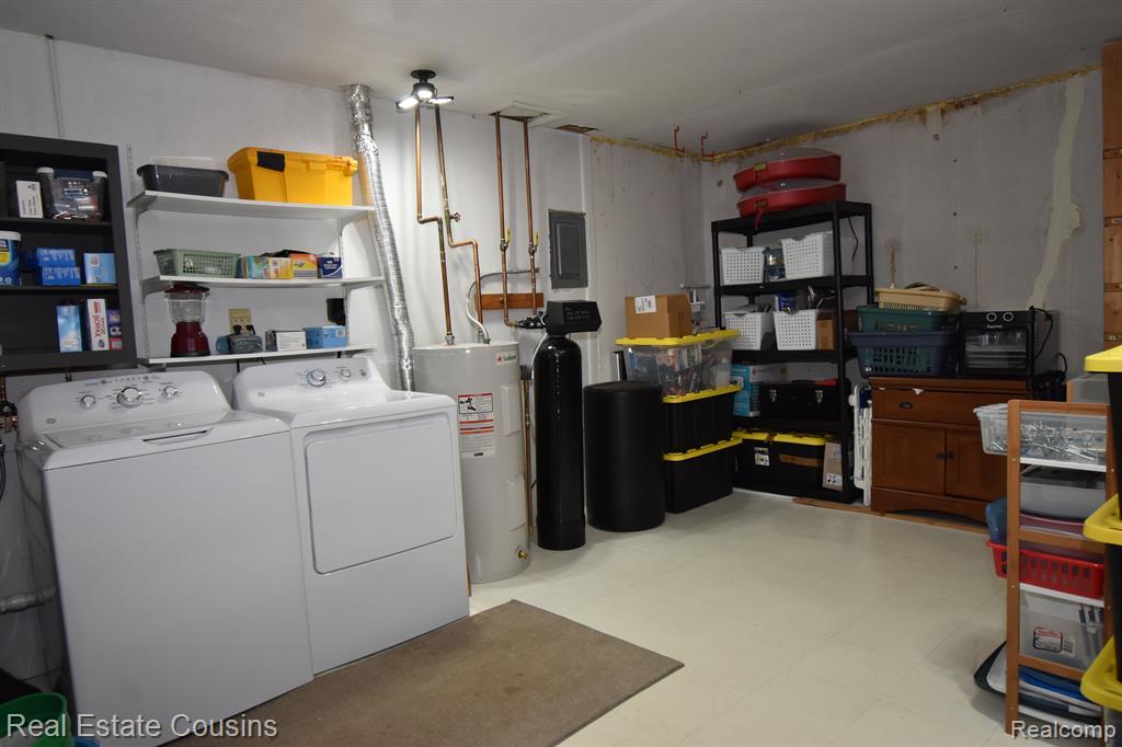 7230 BLUEWATER Drive, 130, Clarkston, MI 48348 — Photo 25