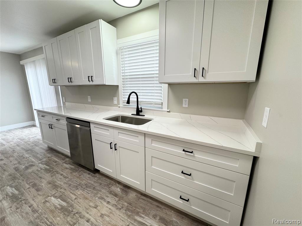 4711 Rosewold Avenue, Royal Oak, MI 48073 — Photo 7