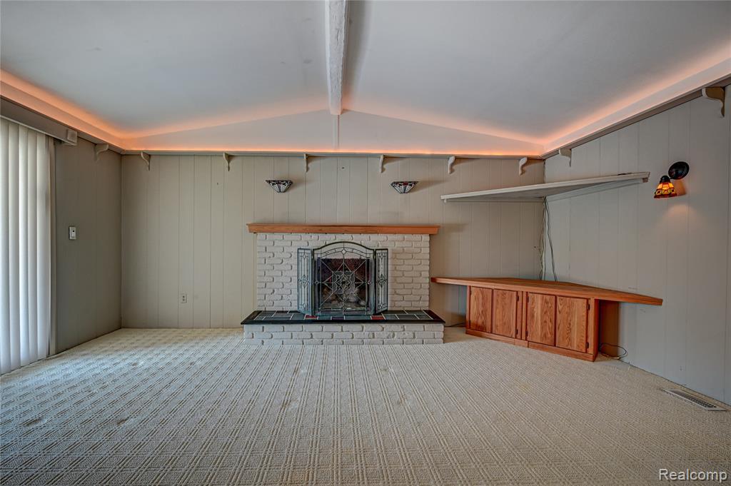 43047 Avon Court, Sterling Heights, MI 48313 — Photo 13