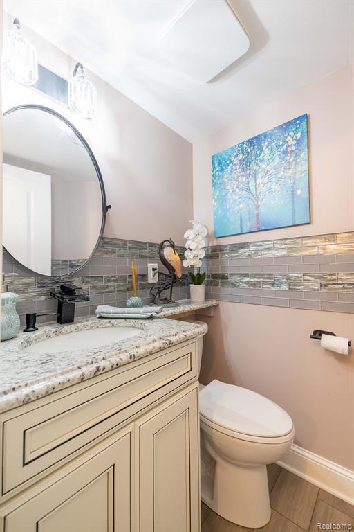 1494 DOVER Hill N, Walled Lake, MI 48390 — Photo 15