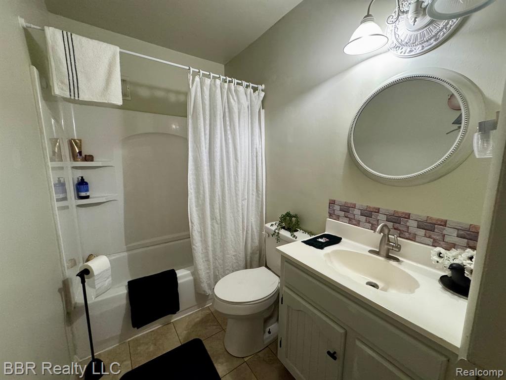 1218 LEXINGTON Parkway, Ypsilanti, MI 48198 — Photo 16