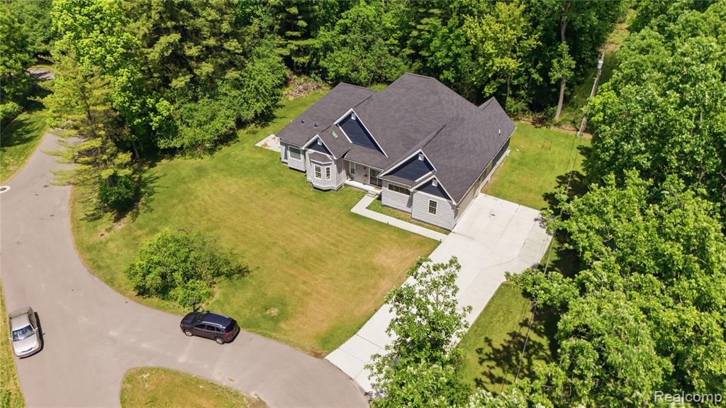 25212 Edgemont Drive - Photo 3