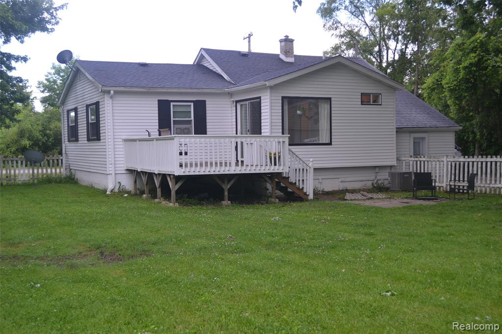 5244 Oleksyn Road, Flint, MI 48504 — Photo 31