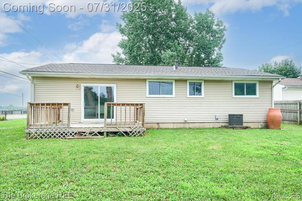 5010 Spring Well Lane, Grand Blanc, MI 48439 — Photo 4