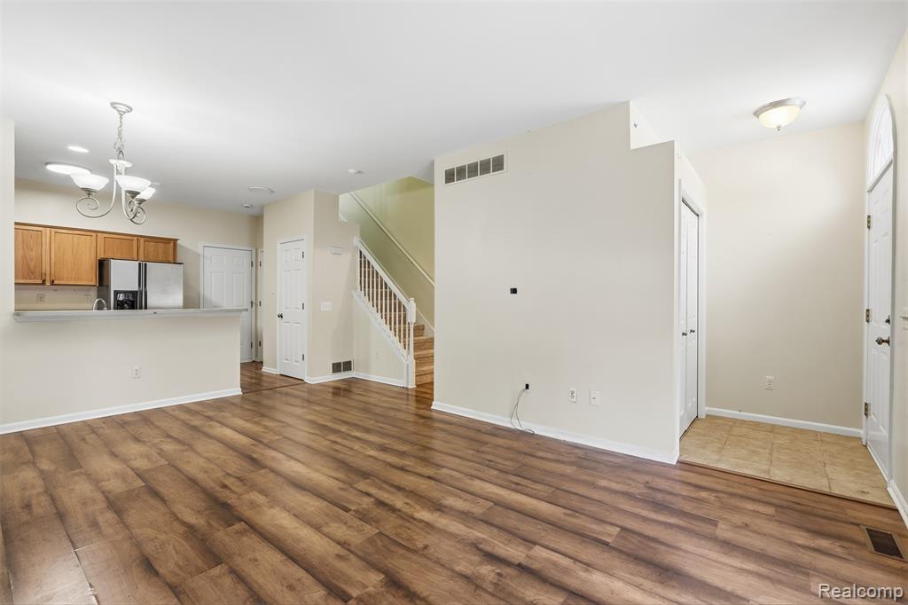 41260 Maplewood Drive, 5, Canton, MI 48187 — Photo 6
