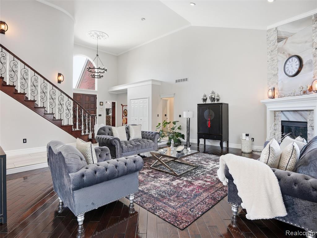 54465 Birchfield Drive E, Shelby Twp, MI 48316 — Photo 19