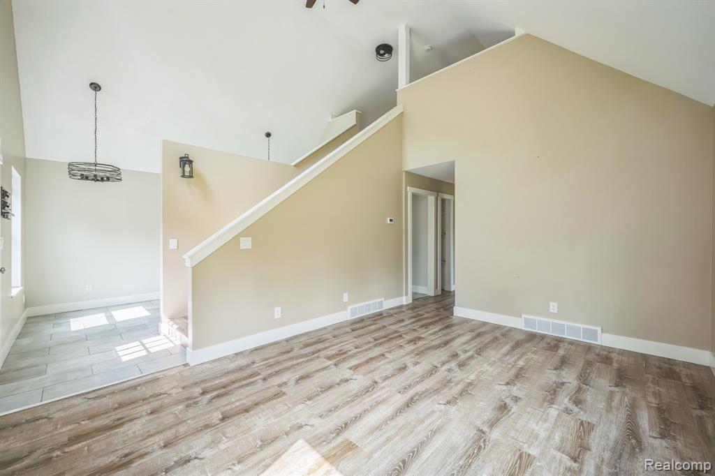 6195 Falkenbury Road, North Branch, MI 48461 — Photo 7