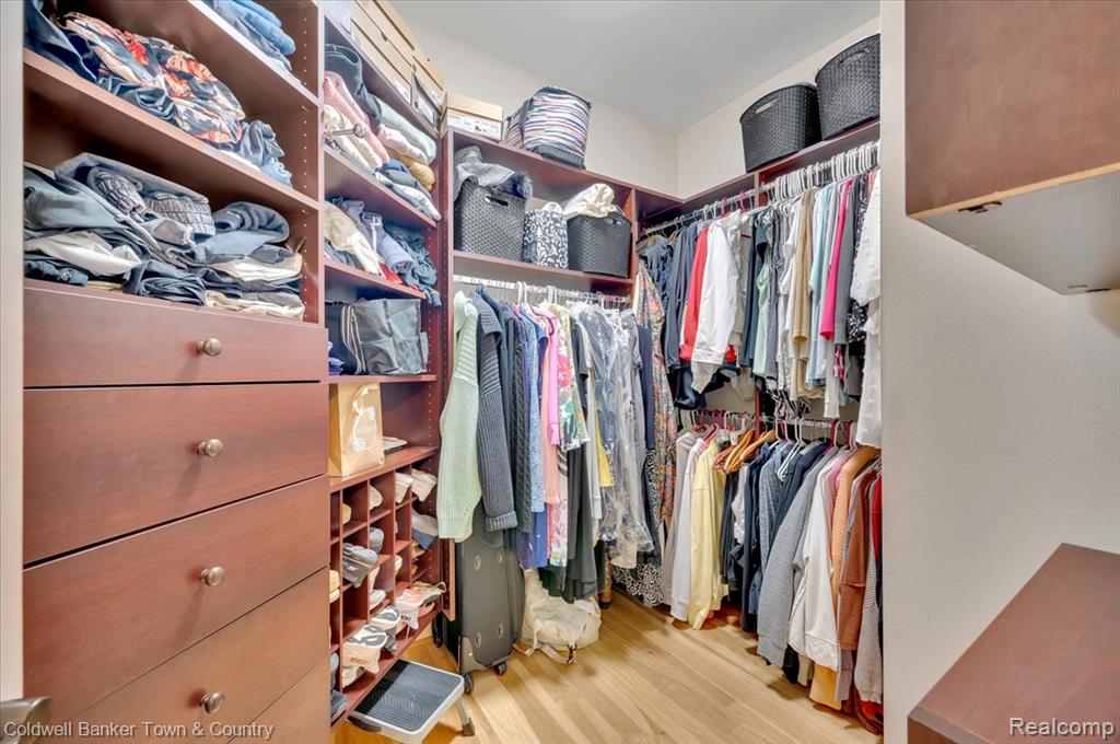 520 Iroquois Court, Oxford, MI 48371 — Photo 24
