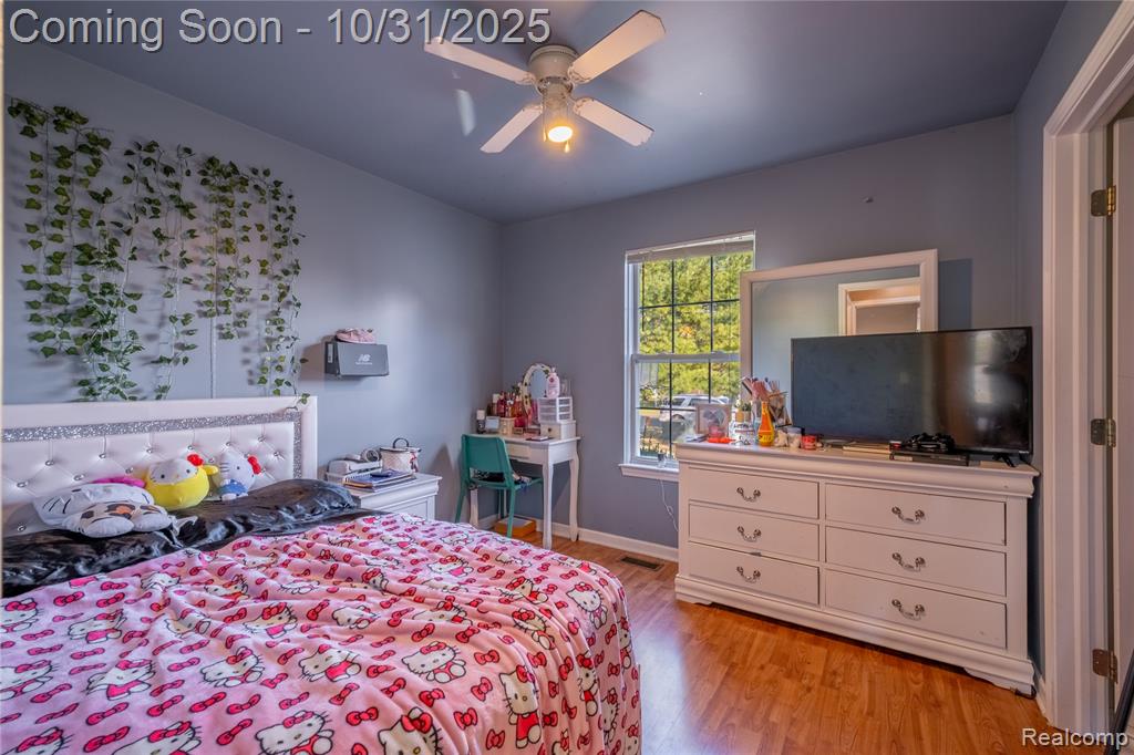 7036 Glen Oak Drive, Grand Blanc, MI 48439 — Photo 16