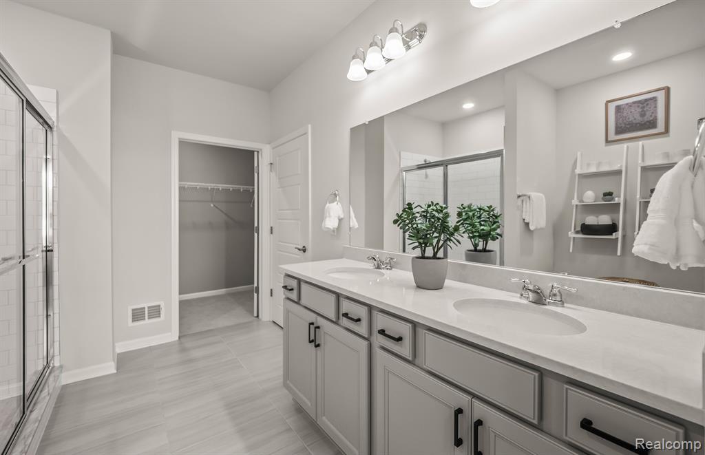 42728 Arbor Drive, Clinton Twp, MI 48038 — Photo 14
