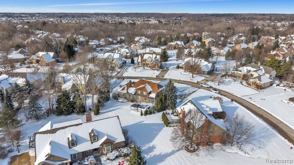 46575 Red Oak Drive, Northville, MI 48168 — Photo 28