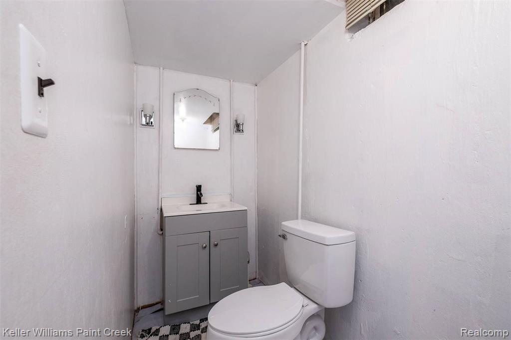 5134 Canterbury Lane, Warren, MI 48092 — Photo 27