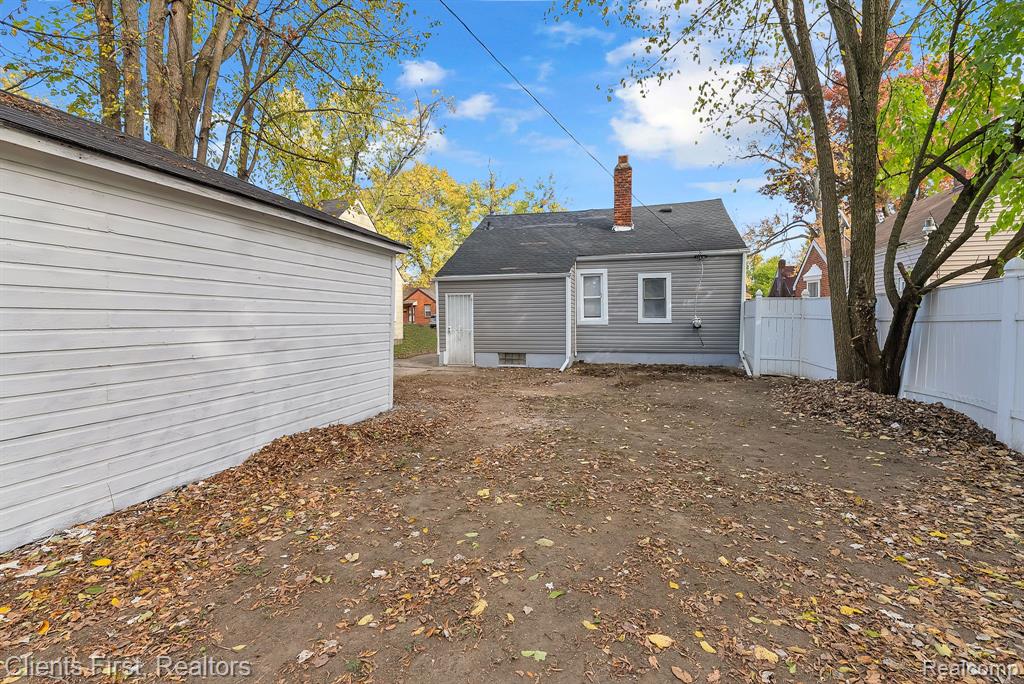 15435 Fielding Street, Detroit, MI 48223 — Photo 4