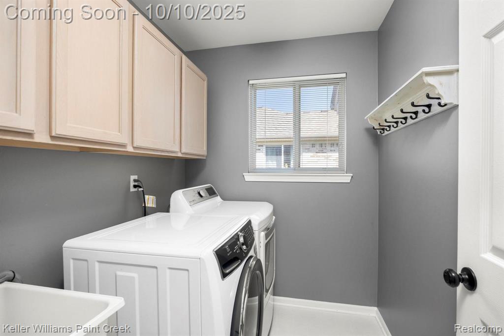 46297 Creekside Boulevard, Macomb, MI 48044 — Photo 12
