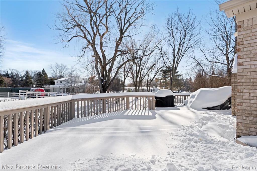 412 Shellbourne Drive, Rochester Hills, MI 48309 — Photo 40