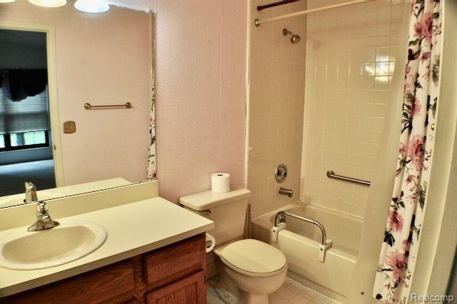 38843 COUNTRY Circle, 80, Farmington Hills, MI 48331 — Photo 16