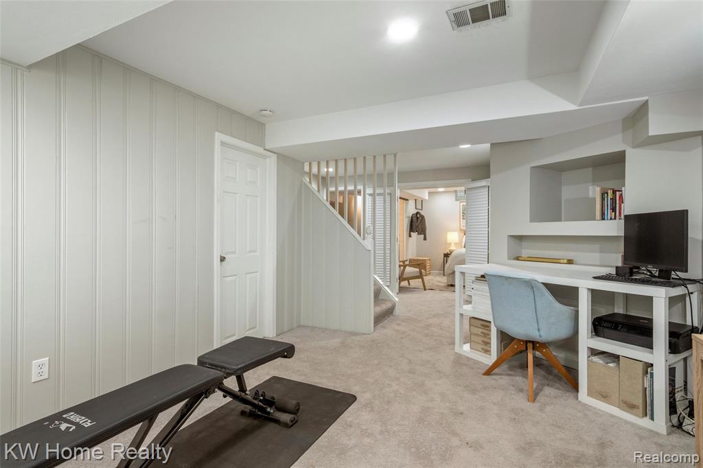 595 Kimberly Street, Birmingham, MI 48009 — Photo 43