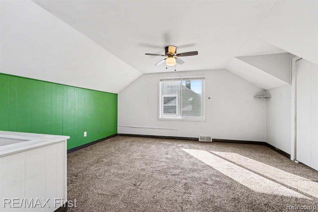 24310 Kipling Street, Oak Park, MI 48237 — Photo 10