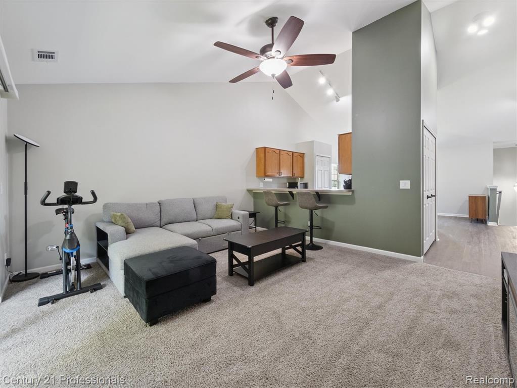 41027 Rose Lane, Clinton Twp, MI 48036 — Photo 18