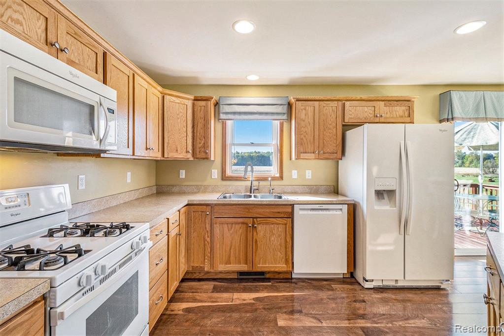 3720 CASTLE Road, North Branch, MI 48461 — Photo 6