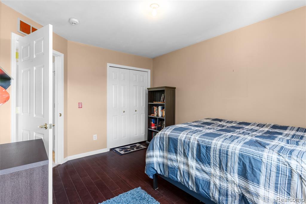 6241 Sapphire Court, Grand Blanc, MI 48439 — Photo 36