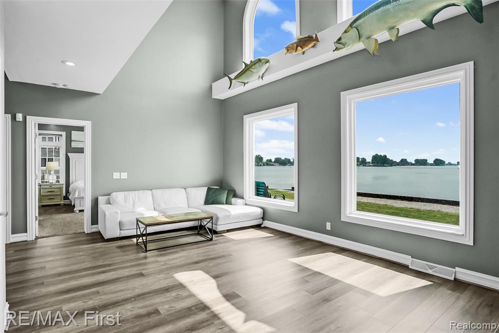 7953 Bouvier Bay, MI — Photo 15