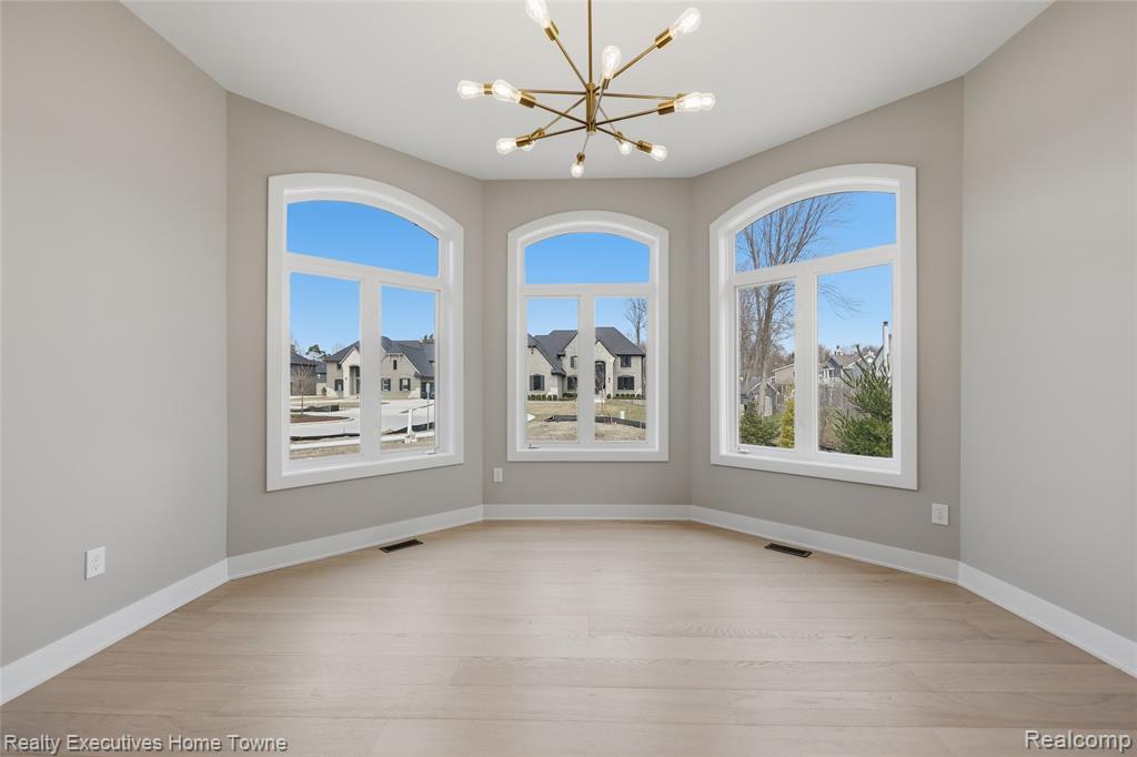 12020 Encore Court, Shelby Twp, MI 48315 — Photo 19